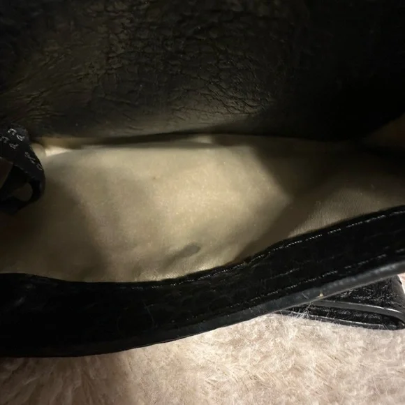 Calvin Klein Black Wallet with Gold Accent - Picture 6 of 11